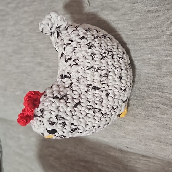 Little Crochet Chicken - Picture 3 of 6